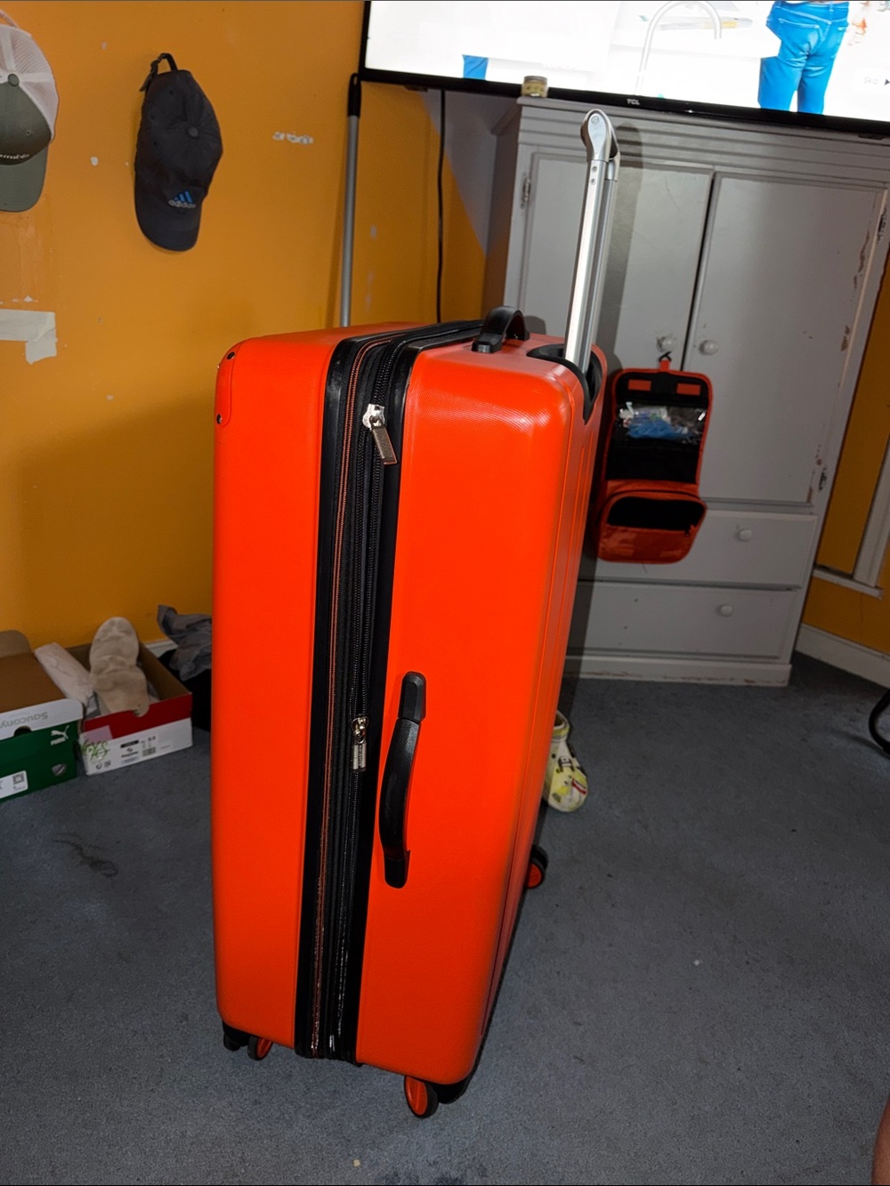 Bright Orange 30” Hard-Shell Spinner Suitcase - Picture 5 of 11